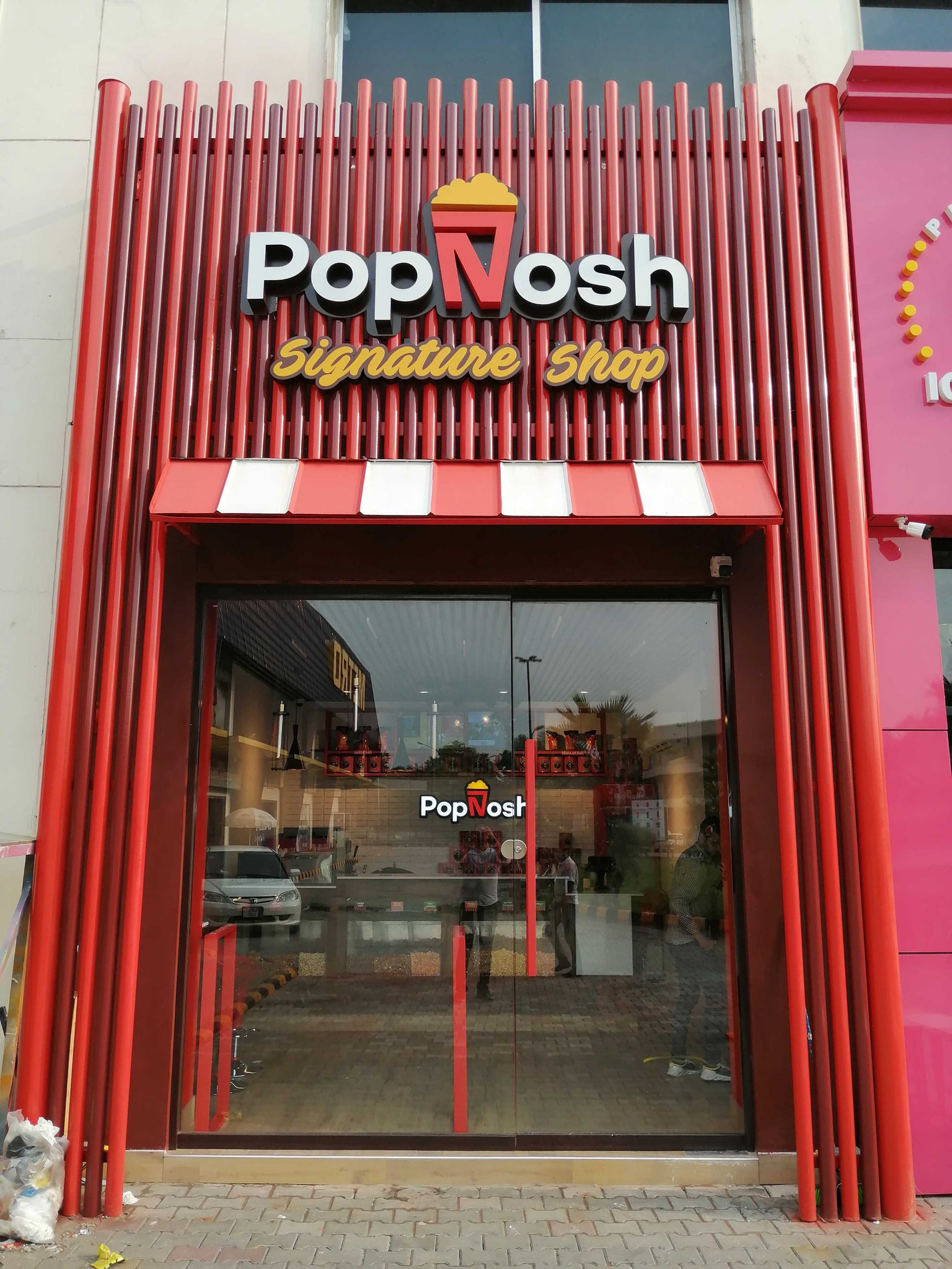 Pakistan's First Pop Nosh Signature Shop